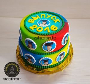 Вес 5 кг. Внутри ванильный шифоновый бисквит с кремом "Пломбир".