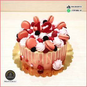 Вес 2,5 кг. Начинка "Йогуртно-бисквитный".