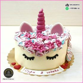 Вес 2,6 кг. Начинка "Йогуртно-бисквитный".