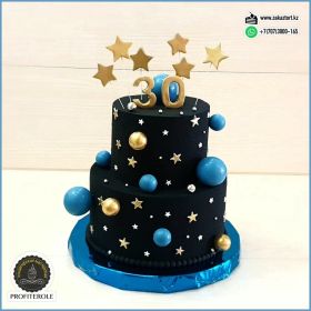 Вес 5,1 кг. Начинка "Медовик". Диаметр ярусов 22 и 15 см, высота 12 см.